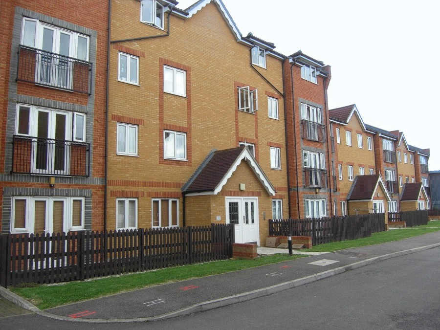 Images for Foundry Gate, Waltham Cross, Hertfordshire EAID:3131305421 BID:11055924