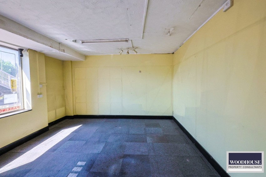 Images for Cheshunt, Waltham Cross, Hertfordshire EAID:3131305421 BID:11055924