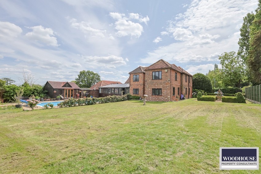 Images for Goffs Lane, Goffs Oak, Hertfordshire EAID:3131305421 BID:11055924