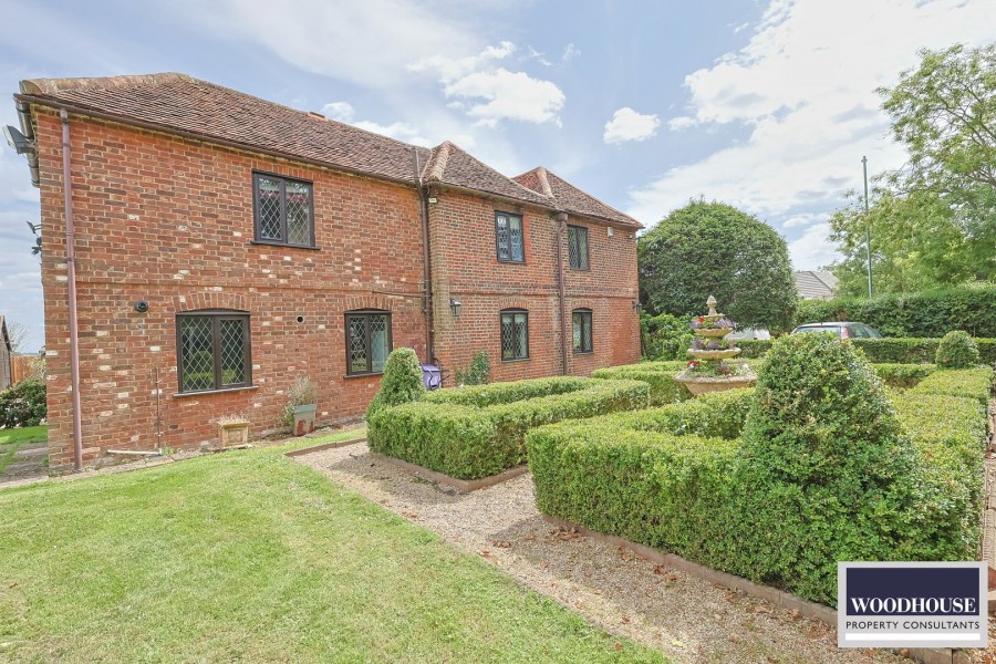 Images for Goffs Lane, Goffs Oak, Hertfordshire EAID:3131305421 BID:11055924