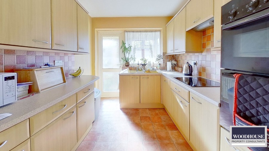 Images for Theobalds Lane, Waltham Cross, Hertfordshire EAID:3131305421 BID:11055924