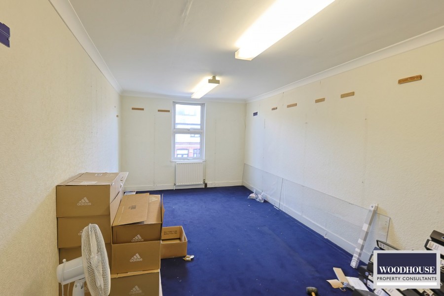 Images for Crossbrook Street, Cheshunt, Hertfordshire EAID:3131305421 BID:11055924