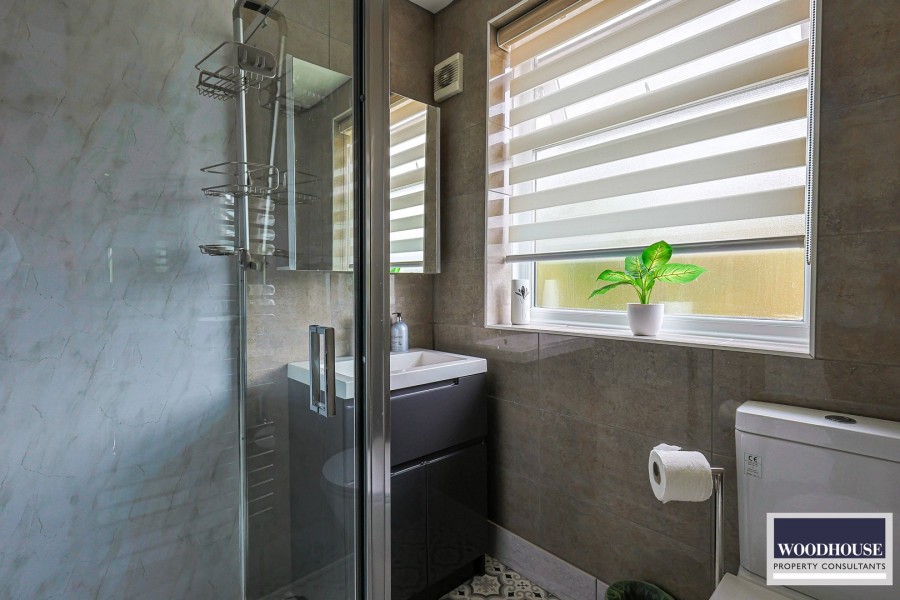 Images for Hertford Road, Waltham Cross, Greater London EAID:3131305421 BID:11055924