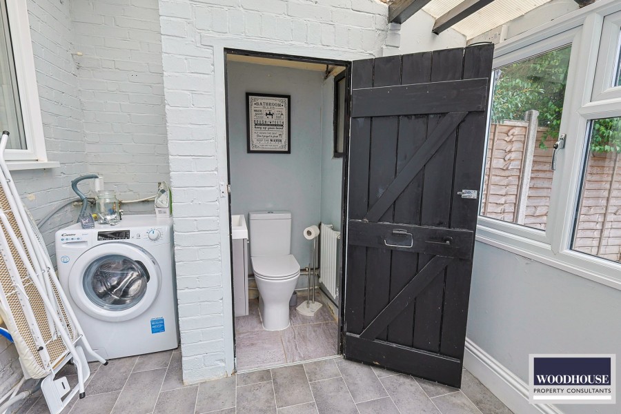 Images for Hertford Road, Waltham Cross, Greater London EAID:3131305421 BID:11055924