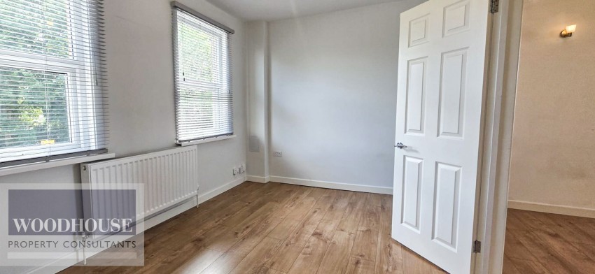 Images for Trinity Lane, Waltham Cross, Hertfordshire EAID:3131305421 BID:11055924