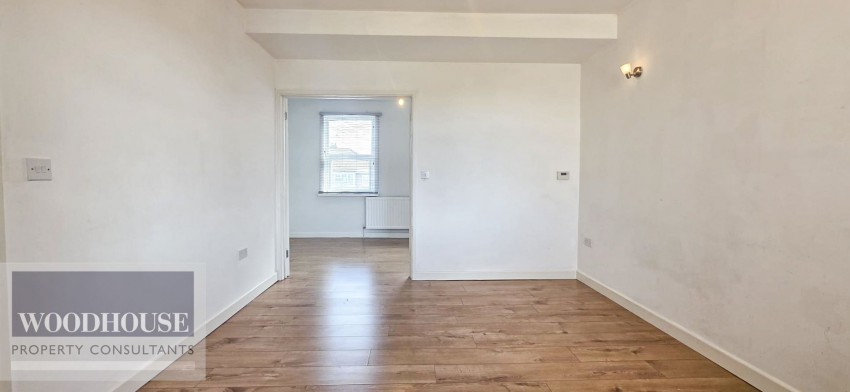 Images for Trinity Lane, Waltham Cross, Hertfordshire EAID:3131305421 BID:11055924