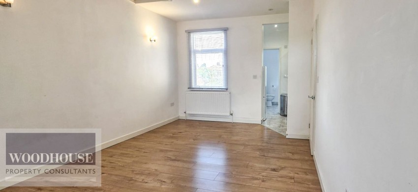Images for Trinity Lane, Waltham Cross, Hertfordshire EAID:3131305421 BID:11055924