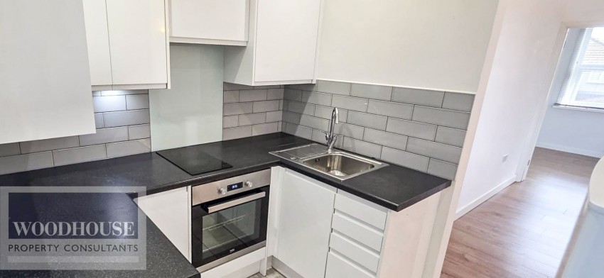 Images for Trinity Lane, Waltham Cross, Hertfordshire EAID:3131305421 BID:11055924