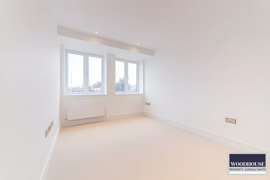 Images for Swanfield Road, Waltham Cross, Hertfordshire EAID:3131305421 BID:11055924