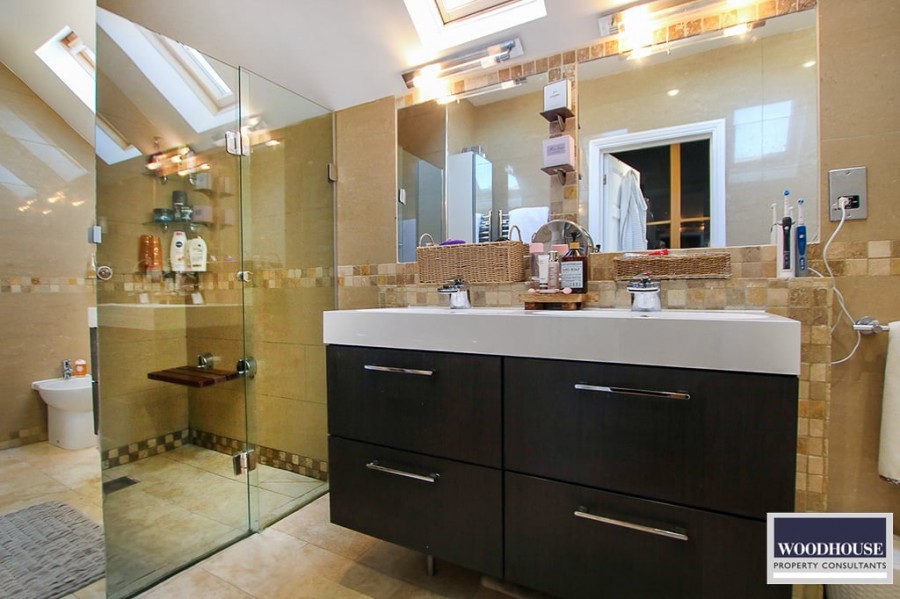 Images for Flamstead End Road, Cheshunt, Hertfordshire EAID:3131305421 BID:11055924