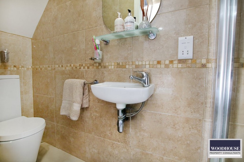 Images for Flamstead End Road, Cheshunt, Hertfordshire EAID:3131305421 BID:11055924