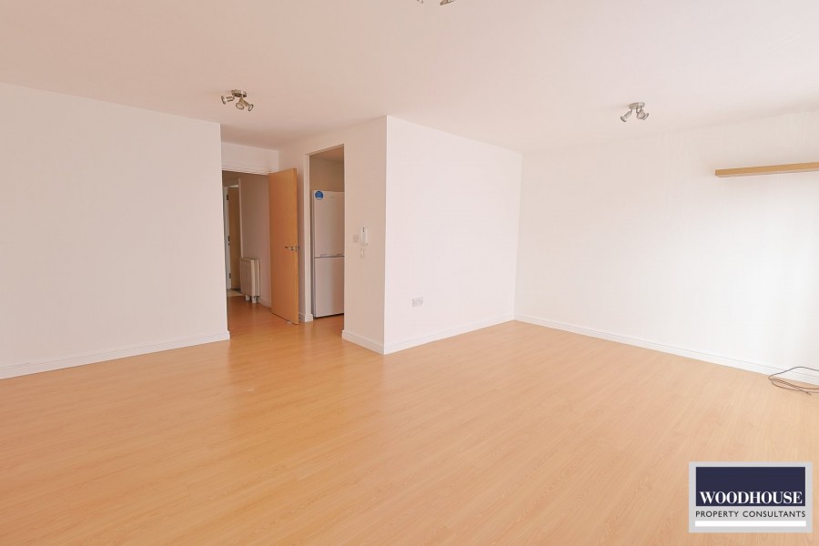 Images for Yukon Road, Broxbourne, Hertfordshire EAID:3131305421 BID:11055924