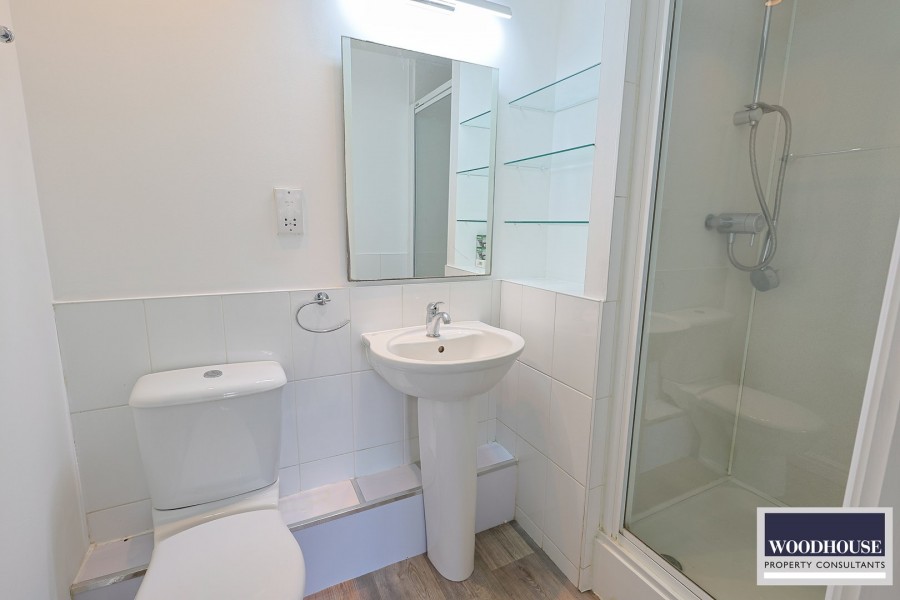 Images for Yukon Road, Broxbourne, Hertfordshire EAID:3131305421 BID:11055924