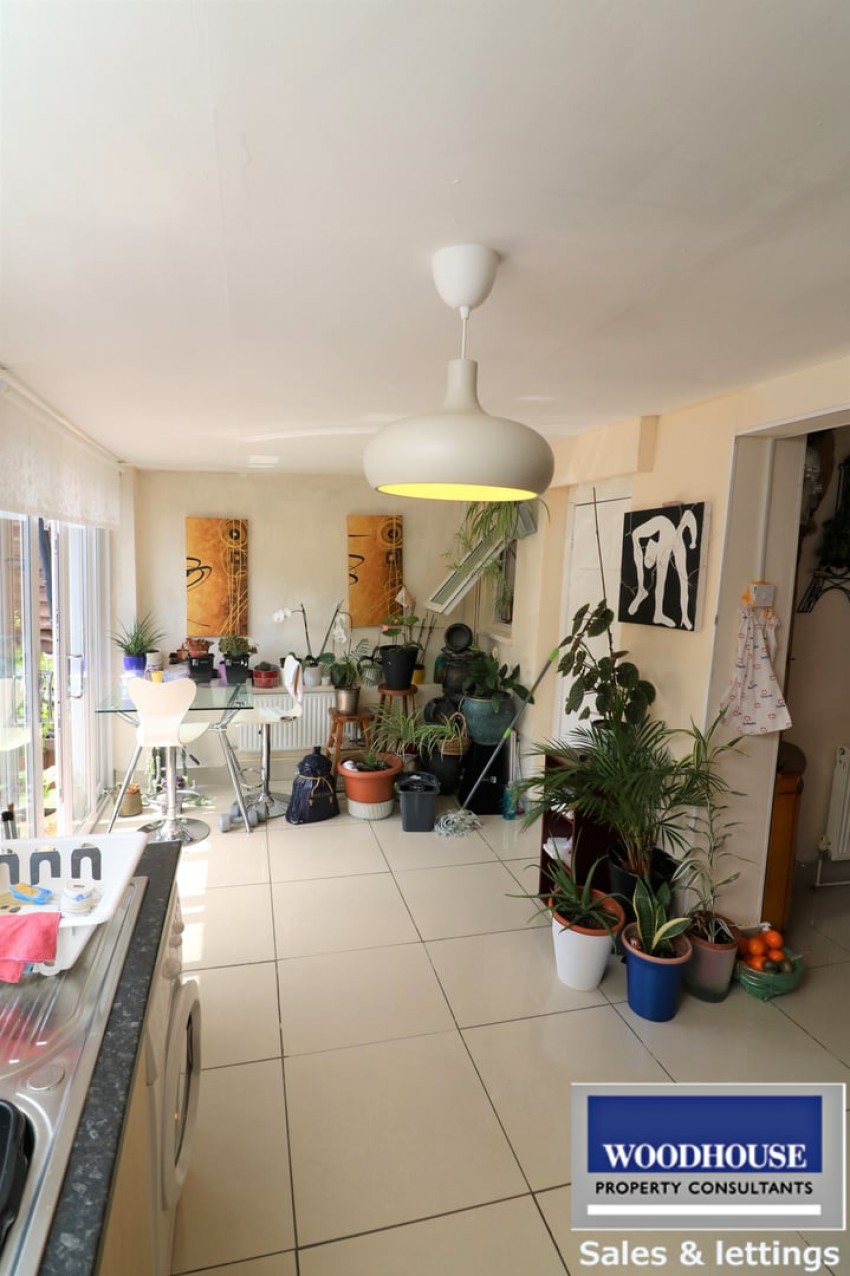 Images for Franklin Avenue, Cheshunt, Hertfordshire EAID:3131305421 BID:11055924