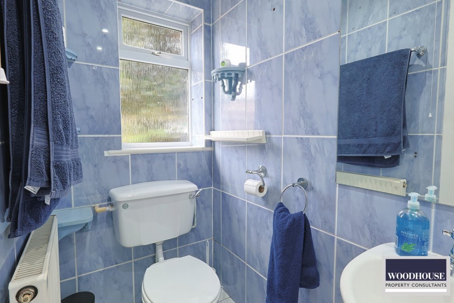 Images for Ashdown Crescent, Cheshunt, Hertfordshire EAID:3131305421 BID:11055924