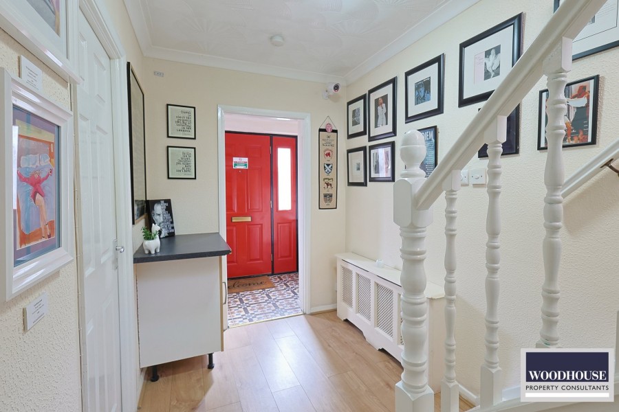 Images for Ashdown Crescent, Cheshunt, Hertfordshire EAID:3131305421 BID:11055924