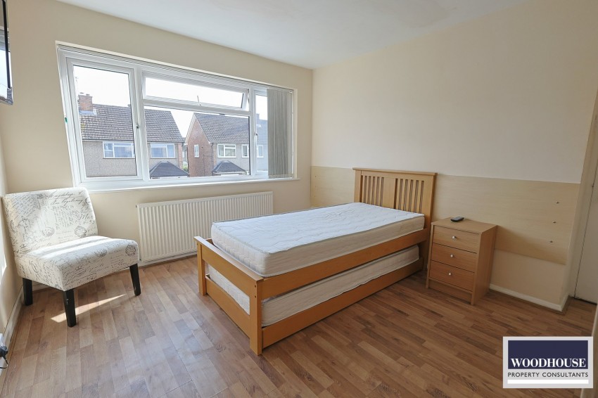 Images for Ashdown Crescent, Cheshunt, Hertfordshire EAID:3131305421 BID:11055924