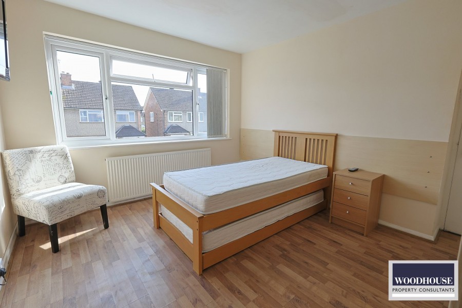 Images for Ashdown Crescent, Cheshunt, Hertfordshire EAID:3131305421 BID:11055924