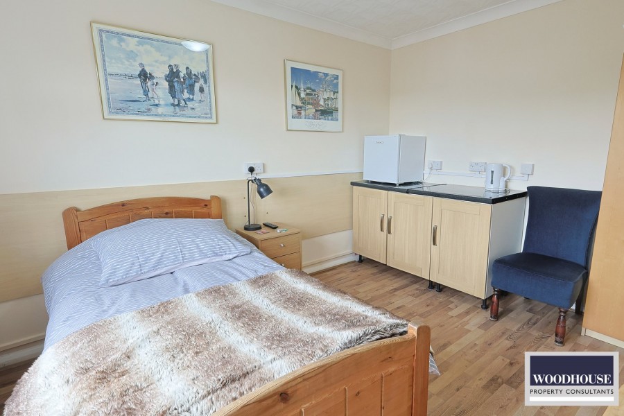 Images for Ashdown Crescent, Cheshunt, Hertfordshire EAID:3131305421 BID:11055924
