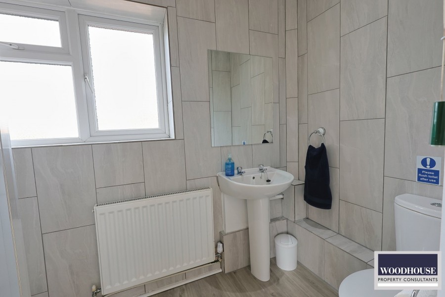 Images for Ashdown Crescent, Cheshunt, Hertfordshire EAID:3131305421 BID:11055924