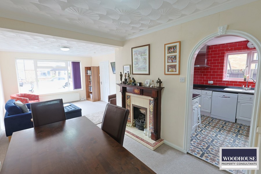 Images for Ashdown Crescent, Cheshunt, Hertfordshire EAID:3131305421 BID:11055924