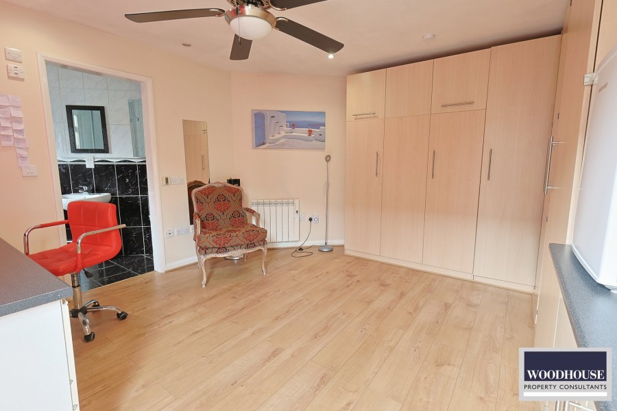 Images for Ashdown Crescent, Cheshunt, Hertfordshire EAID:3131305421 BID:11055924
