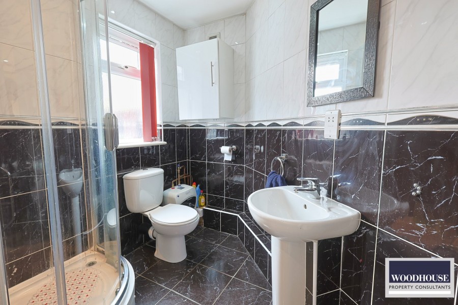 Images for Ashdown Crescent, Cheshunt, Hertfordshire EAID:3131305421 BID:11055924