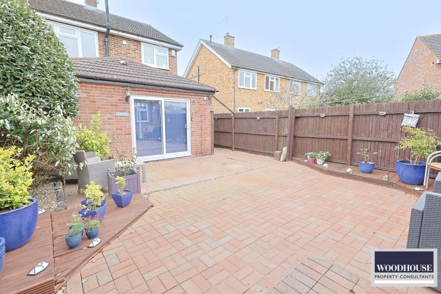 Images for Ashdown Crescent, Cheshunt, Hertfordshire EAID:3131305421 BID:11055924