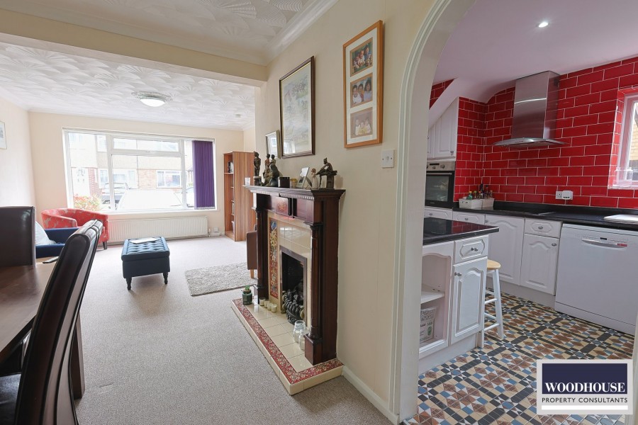 Images for Ashdown Crescent, Cheshunt, Hertfordshire EAID:3131305421 BID:11055924