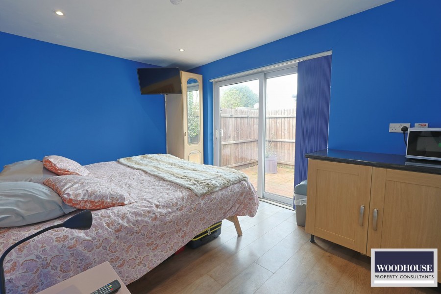 Images for Ashdown Crescent, Cheshunt, Hertfordshire EAID:3131305421 BID:11055924