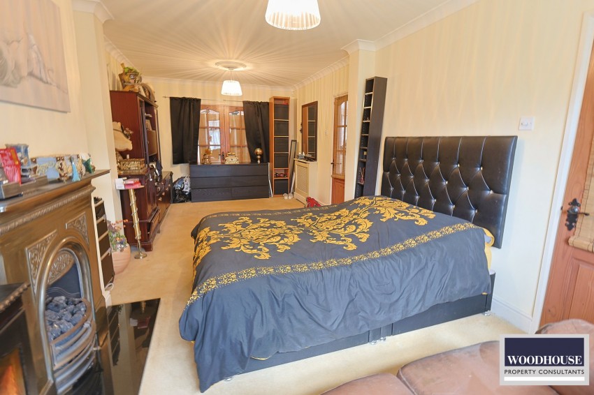 Images for Bell Lane, Broxbourne, Hertfordshire EAID:3131305421 BID:11055924