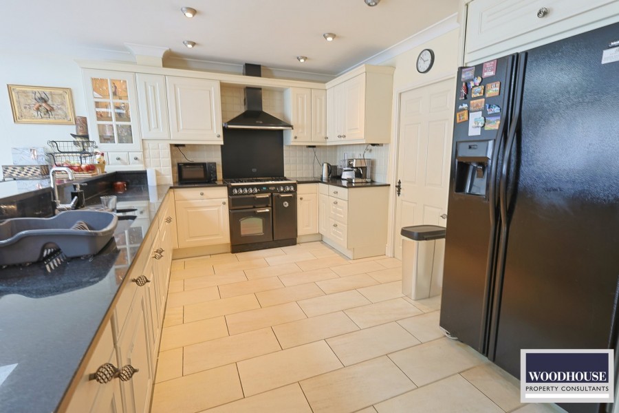 Images for Bell Lane, Broxbourne, Hertfordshire EAID:3131305421 BID:11055924