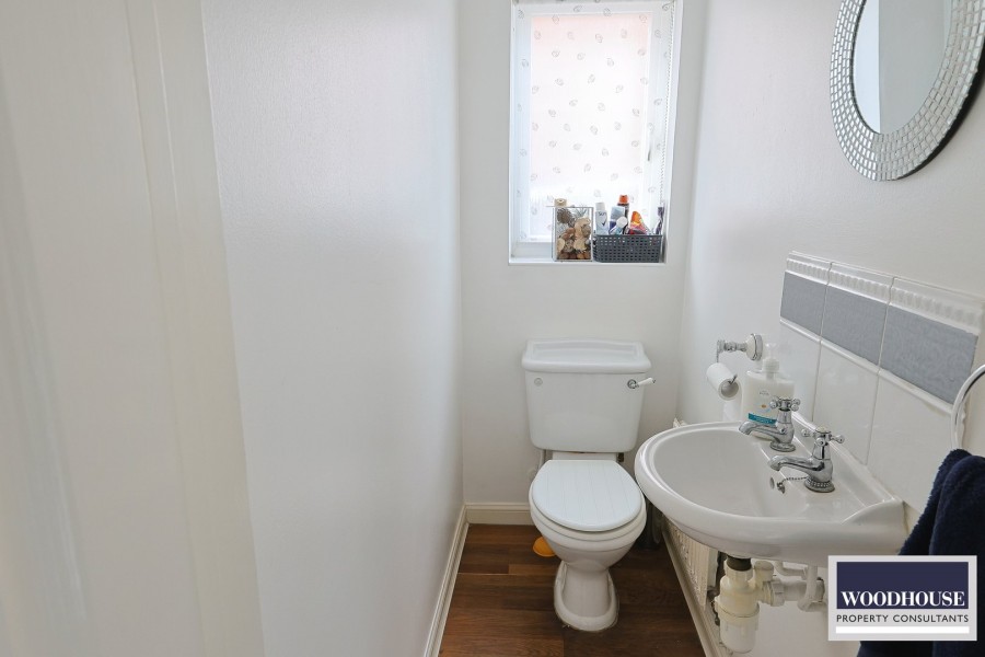 Images for Higgins Road, Cheshunt, Hertfordshire EAID:3131305421 BID:11055924
