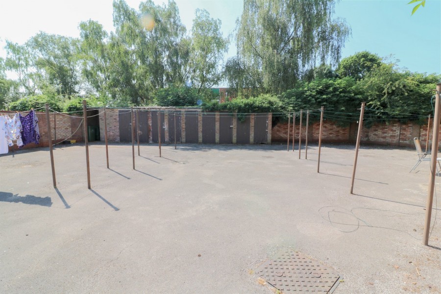 Images for Downfield Road, Cheshunt, Hertfordshire EAID:3131305421 BID:11055924