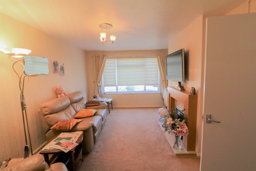 Images for Downfield Road, Cheshunt, Hertfordshire EAID:3131305421 BID:11055924