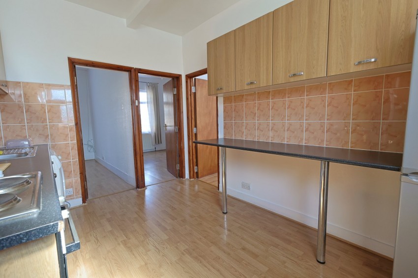 Images for Cheshunt, Waltham Cross, Hertfordshire EAID:3131305421 BID:11055924