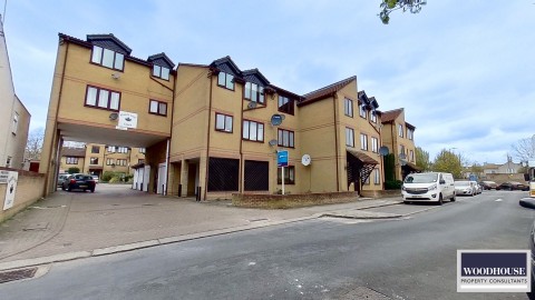 Cross Road, Waltham Cross, Hertfordshire