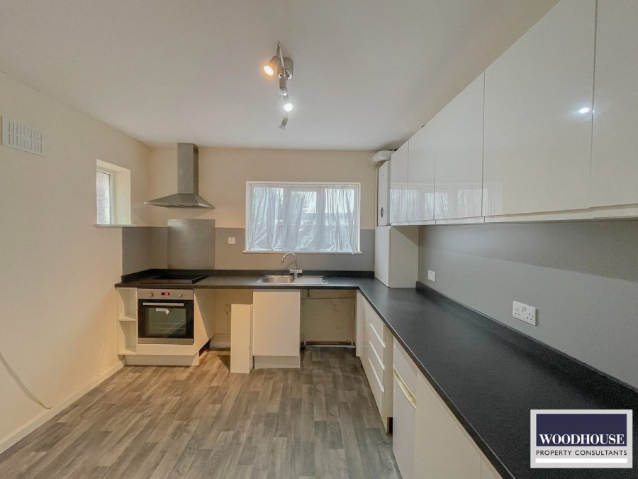 Images for Rushfield, Potters Bar, Hertfordshire EAID:3131305421 BID:11055924