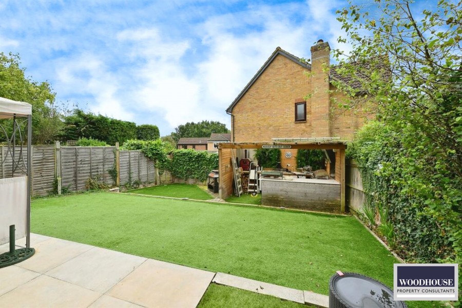 Images for Hammondstreet Road, Cheshunt EAID:3131305421 BID:11055924