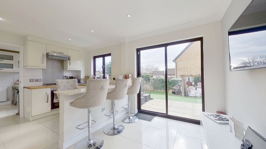 Images for Hammondstreet Road, Cheshunt EAID:3131305421 BID:11055924