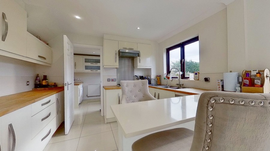 Images for Hammondstreet Road, Cheshunt EAID:3131305421 BID:11055924