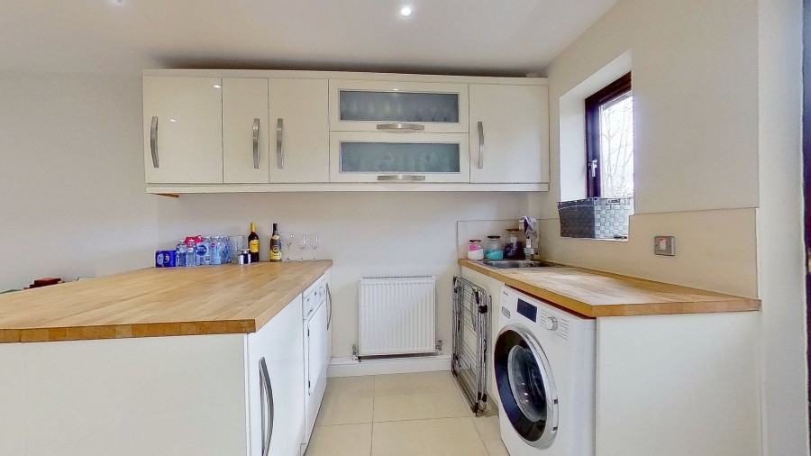 Images for Hammondstreet Road, Cheshunt EAID:3131305421 BID:11055924