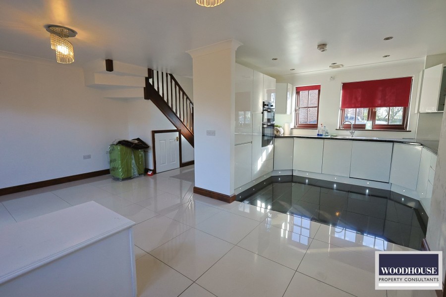 Images for Hammondstreet Road, Cheshunt, Hertfordshire EAID:3131305421 BID:11055924