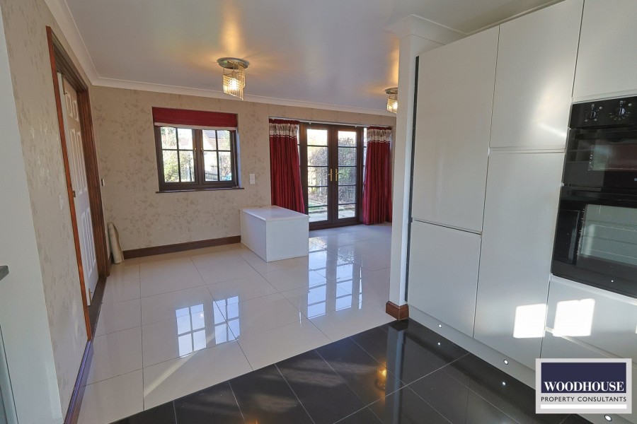 Images for Hammondstreet Road, Cheshunt, Hertfordshire EAID:3131305421 BID:11055924