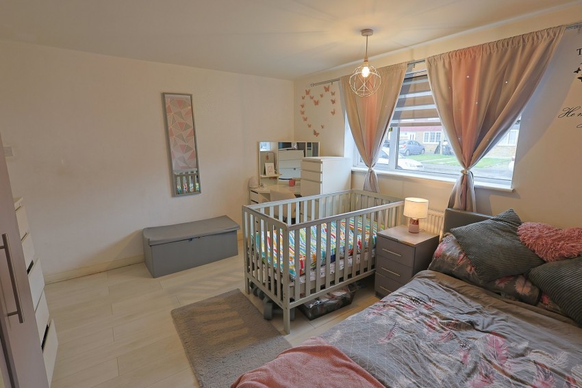 Images for Cheshunt, Waltham Cross, Hertfordshire EAID:3131305421 BID:11055924