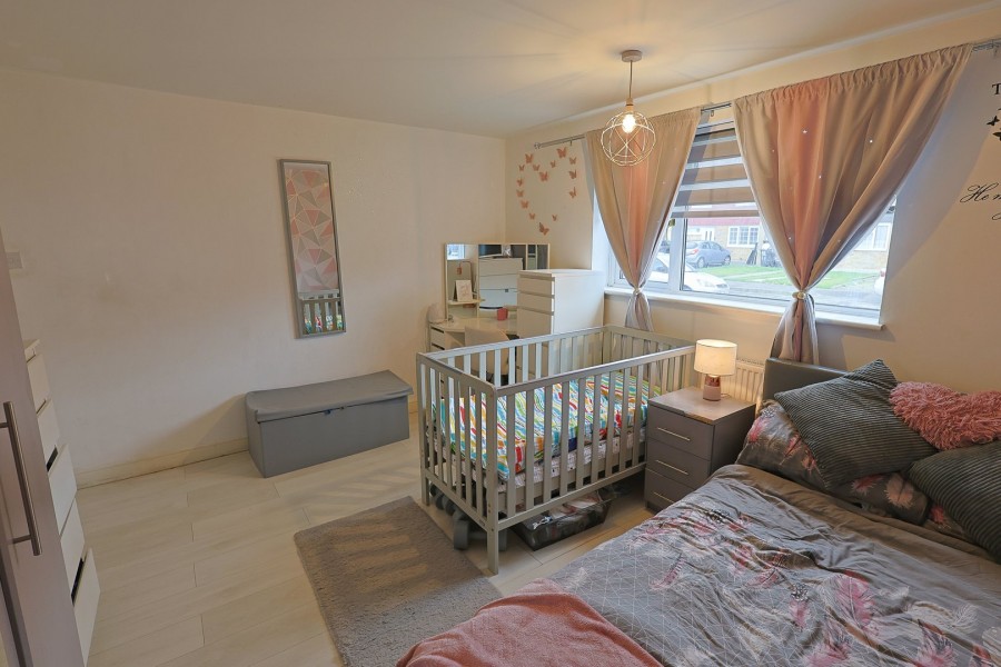 Images for Cheshunt, Waltham Cross, Hertfordshire EAID:3131305421 BID:11055924