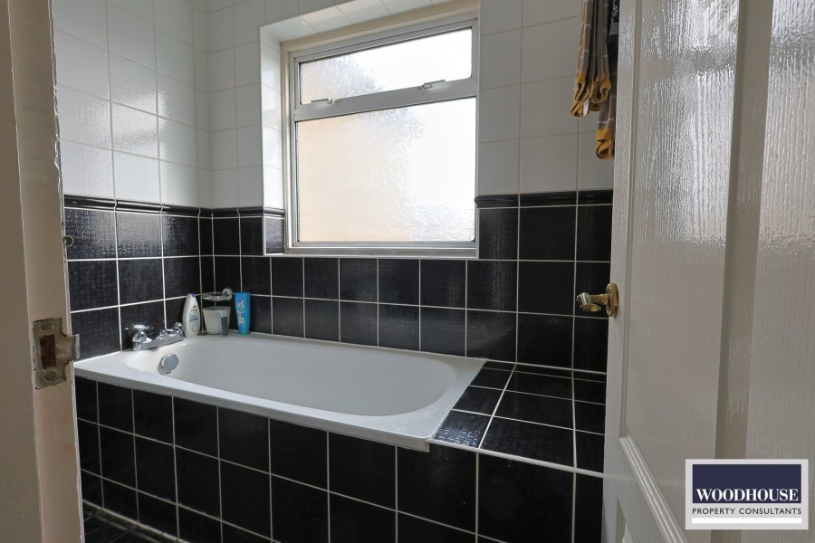 Images for Berkley Avenue, Waltham Cross, Hertfordshire EAID:3131305421 BID:11055924
