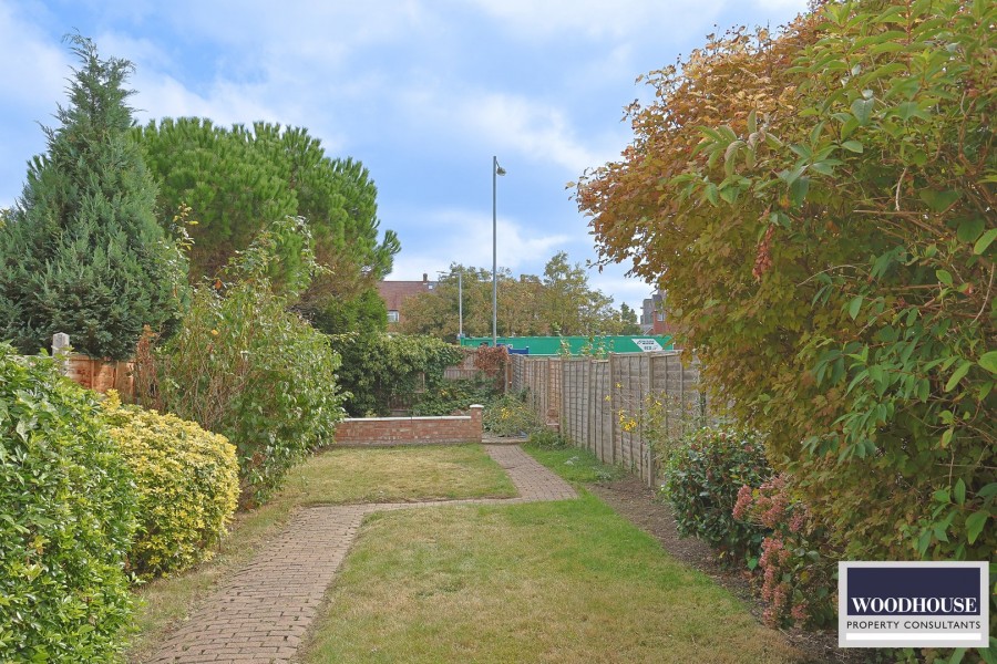 Images for Berkley Avenue, Waltham Cross, Hertfordshire EAID:3131305421 BID:11055924