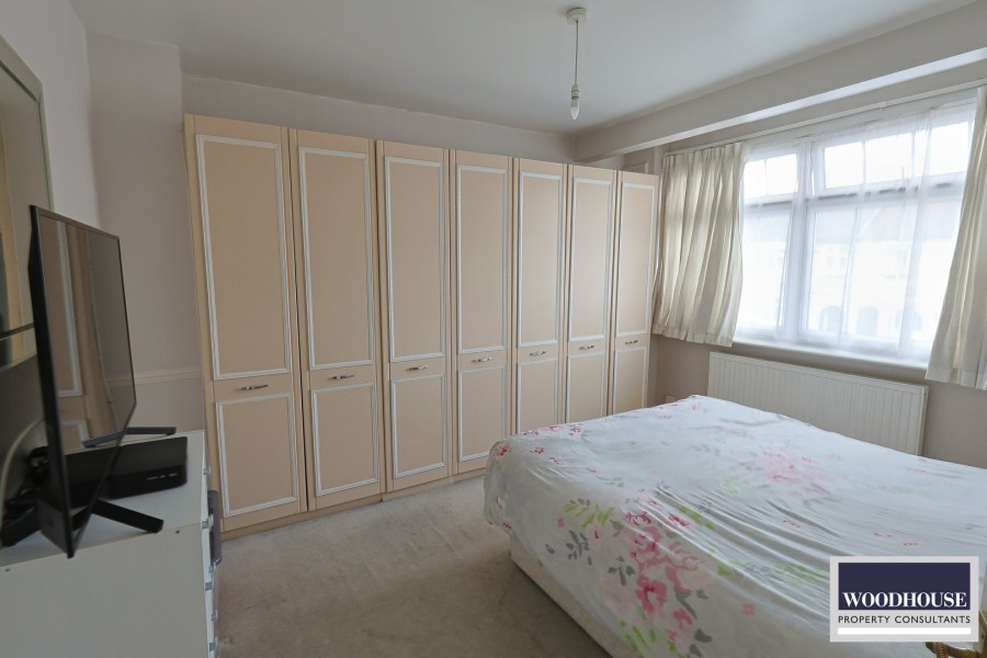 Images for Berkley Avenue, Waltham Cross, Hertfordshire EAID:3131305421 BID:11055924