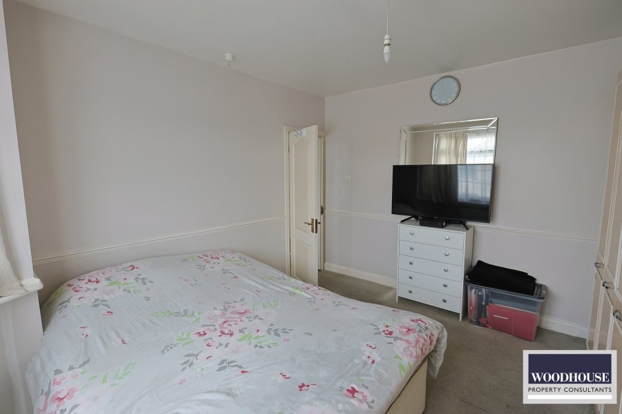 Images for Berkley Avenue, Waltham Cross, Hertfordshire EAID:3131305421 BID:11055924